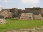 conoces las impresionantes piramides de guanajuato en plazuelas