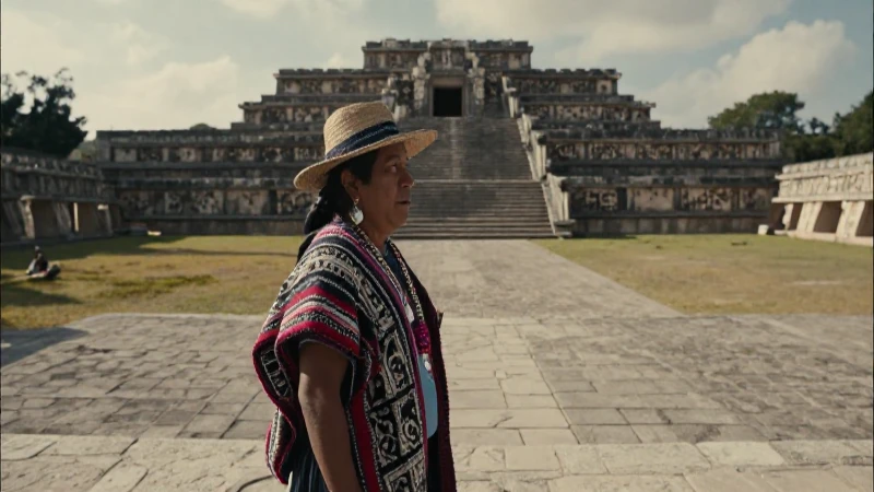 Cuáles son los nombres Totonacos y qué significan en náhuatl 42 Totonac en plaza mesoamericana con estilo cinemático