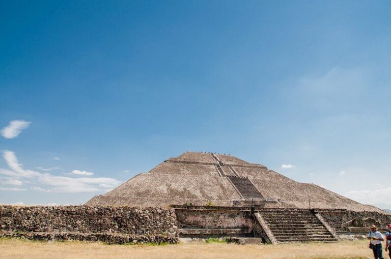 Piramide del Sol: Altura, Historia y Medidas en Teotihuacán