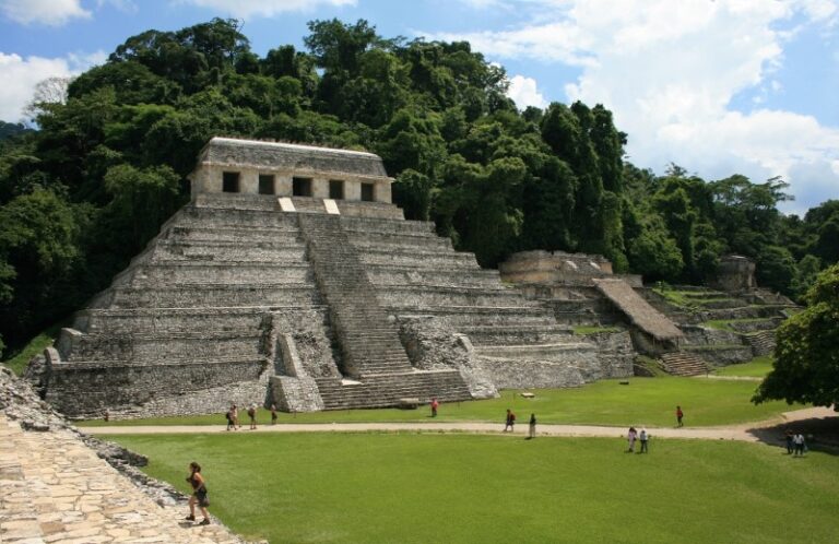Reina Roja de Palenque: Descubre su legado maya en Chiapas 2 Reina Roja de Palenque: Descubre su legado maya en Chiapas